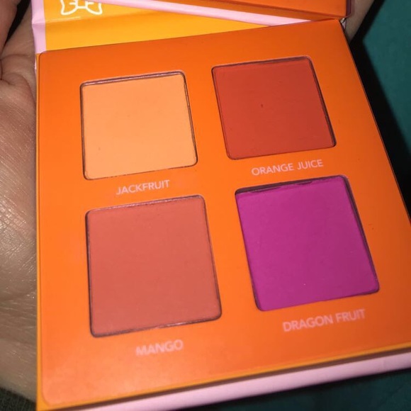 Never used, plushies by like crime; Eyeshadow quad - Picture 2 of 2